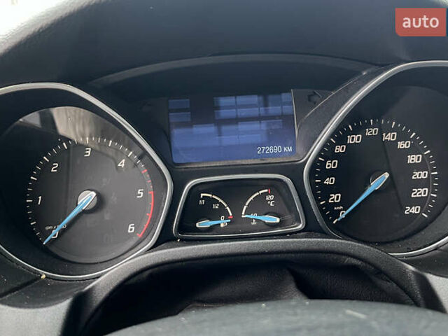 Серый Форд Фокус, объемом двигателя 1.56 л и пробегом 277 тыс. км за 6100 $, фото 15 на Automoto.ua