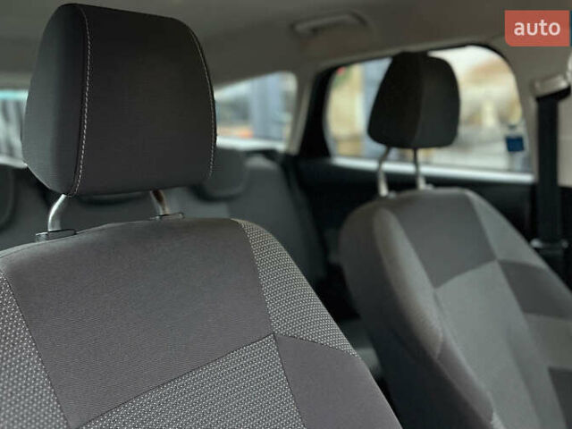 Серый Форд Фокус, объемом двигателя 1.56 л и пробегом 193 тыс. км за 7800 $, фото 21 на Automoto.ua