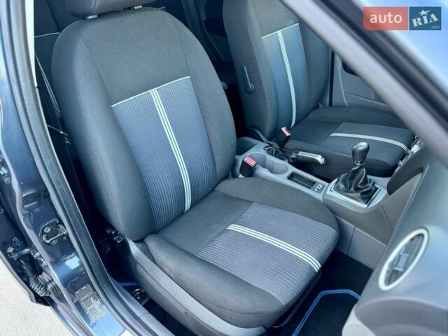 Серый Форд Фокус, объемом двигателя 1.6 л и пробегом 235 тыс. км за 6599 $, фото 30 на Automoto.ua