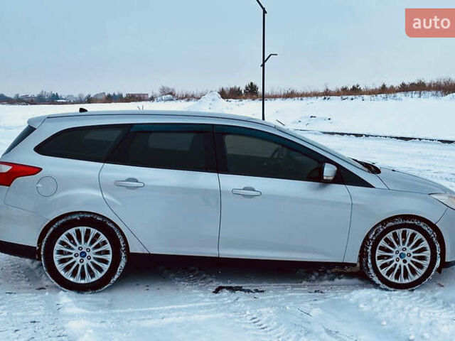 Сірий Форд Фокус, об'ємом двигуна 1.56 л та пробігом 269 тис. км за 5899 $, фото 3 на Automoto.ua