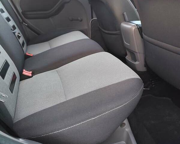 Сірий Форд Фокус, об'ємом двигуна 1.6 л та пробігом 246 тис. км за 6000 $, фото 24 на Automoto.ua