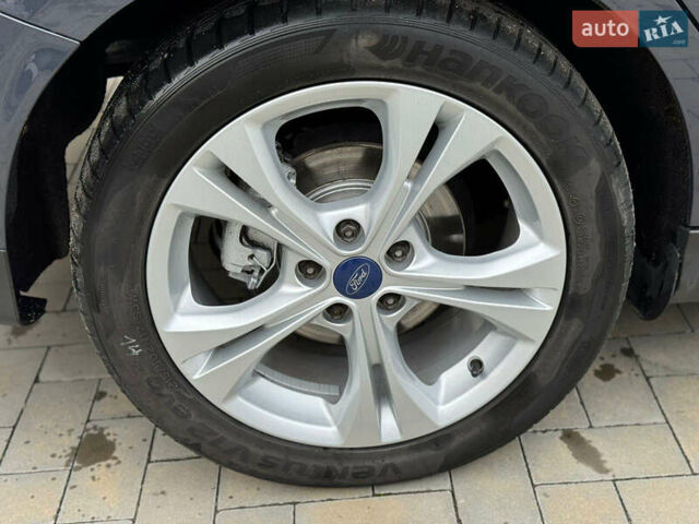 Серый Форд Фокус, объемом двигателя 1.6 л и пробегом 224 тыс. км за 7700 $, фото 28 на Automoto.ua