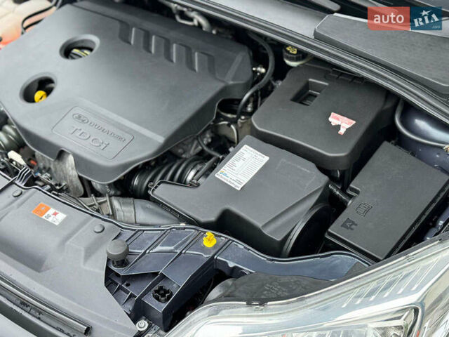 Серый Форд Фокус, объемом двигателя 1.6 л и пробегом 224 тыс. км за 7700 $, фото 26 на Automoto.ua