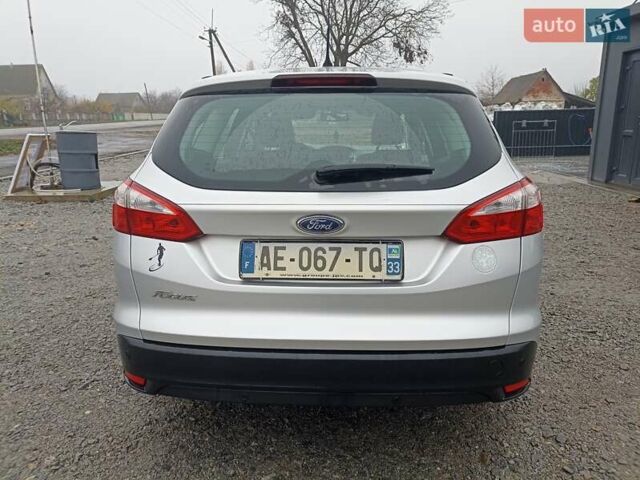 Серый Форд Фокус, объемом двигателя 1.6 л и пробегом 210 тыс. км за 7500 $, фото 11 на Automoto.ua