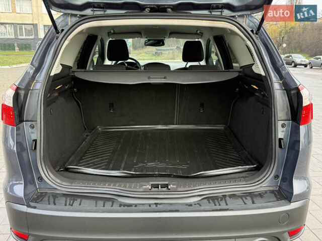 Сірий Форд Фокус, об'ємом двигуна 1.6 л та пробігом 228 тис. км за 6600 $, фото 41 на Automoto.ua