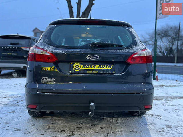 Серый Форд Фокус, объемом двигателя 1.56 л и пробегом 193 тыс. км за 7800 $, фото 6 на Automoto.ua