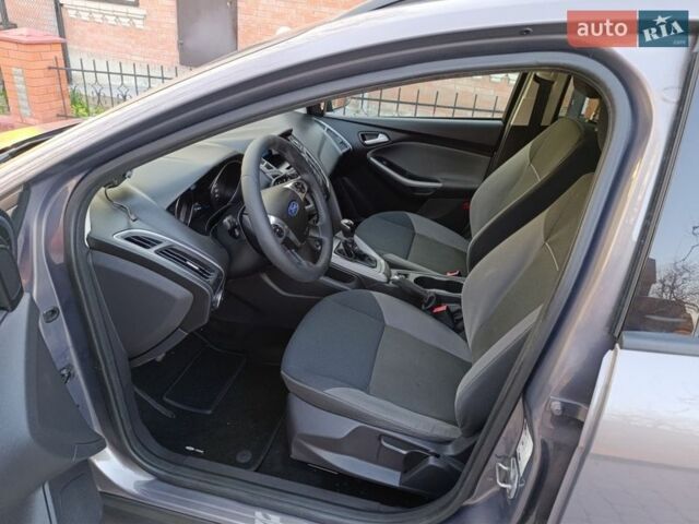 Сірий Форд Фокус, об'ємом двигуна 1.6 л та пробігом 212 тис. км за 7650 $, фото 25 на Automoto.ua