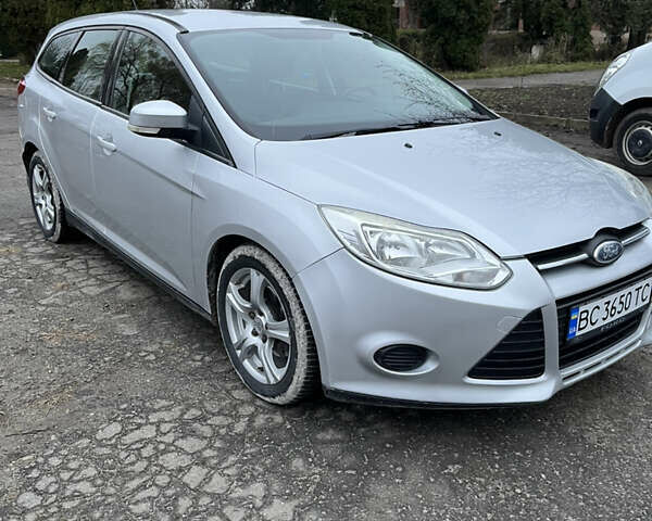 Сірий Форд Фокус, об'ємом двигуна 1.56 л та пробігом 307 тис. км за 7200 $, фото 2 на Automoto.ua