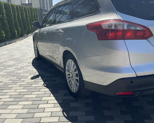 Сірий Форд Фокус, об'ємом двигуна 1.56 л та пробігом 270 тис. км за 5900 $, фото 4 на Automoto.ua