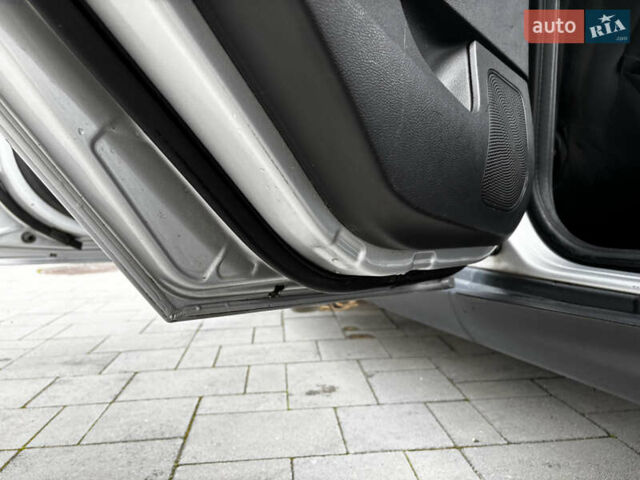 Серый Форд Фокус, объемом двигателя 1.6 л и пробегом 388 тыс. км за 5900 $, фото 16 на Automoto.ua