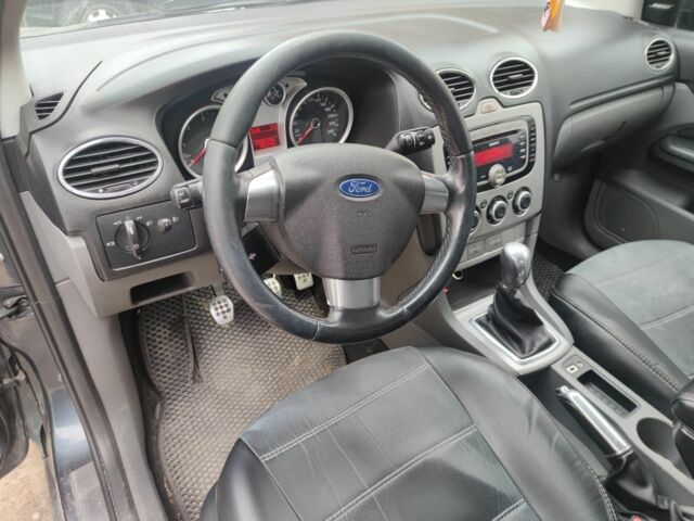 Серый Форд Фокус, объемом двигателя 0 л и пробегом 230 тыс. км за 4800 $, фото 5 на Automoto.ua