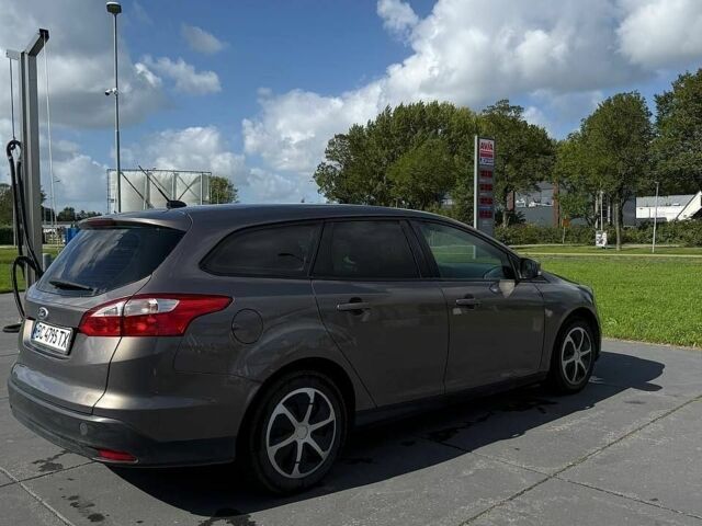 Сірий Форд Фокус, об'ємом двигуна 1.6 л та пробігом 254 тис. км за 6600 $, фото 4 на Automoto.ua