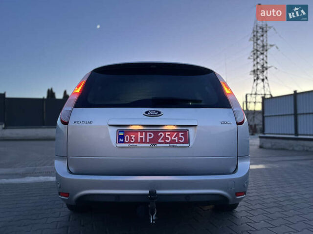 Серый Форд Фокус, объемом двигателя 1.6 л и пробегом 254 тыс. км за 6600 $, фото 14 на Automoto.ua