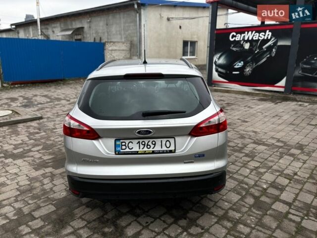 Серый Форд Фокус, объемом двигателя 1.56 л и пробегом 277 тыс. км за 5600 $, фото 4 на Automoto.ua