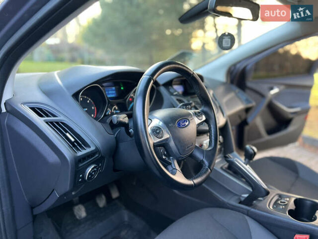 Серый Форд Фокус, объемом двигателя 1.6 л и пробегом 236 тыс. км за 6800 $, фото 43 на Automoto.ua