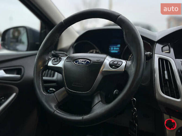 Серый Форд Фокус, объемом двигателя 1.56 л и пробегом 193 тыс. км за 7800 $, фото 11 на Automoto.ua