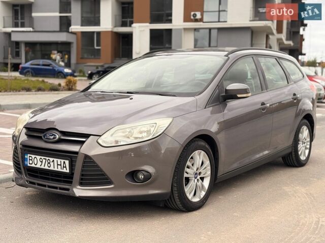 Сірий Форд Фокус, об'ємом двигуна 1.56 л та пробігом 242 тис. км за 6500 $, фото 3 на Automoto.ua