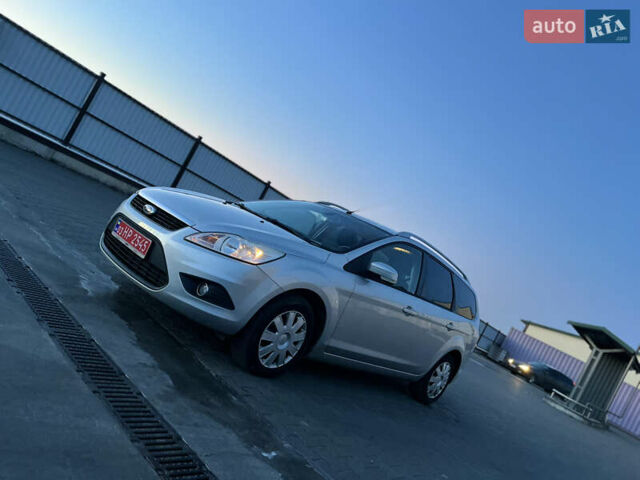 Серый Форд Фокус, объемом двигателя 1.6 л и пробегом 254 тыс. км за 6600 $, фото 6 на Automoto.ua