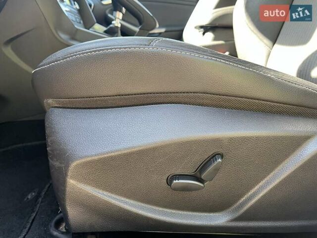 Сірий Форд Фокус, об'ємом двигуна 1.6 л та пробігом 191 тис. км за 8300 $, фото 22 на Automoto.ua