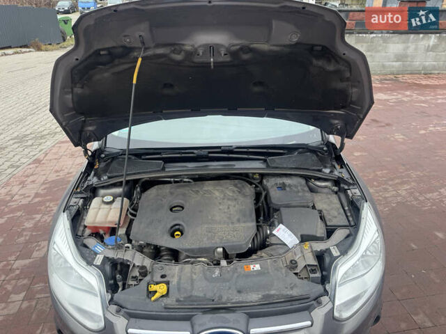 Серый Форд Фокус, объемом двигателя 1.6 л и пробегом 242 тыс. км за 7199 $, фото 20 на Automoto.ua