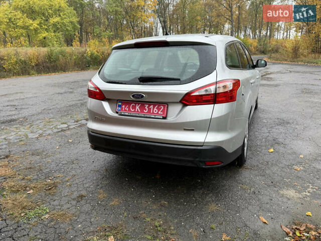 Серый Форд Фокус, объемом двигателя 1.6 л и пробегом 237 тыс. км за 7500 $, фото 2 на Automoto.ua