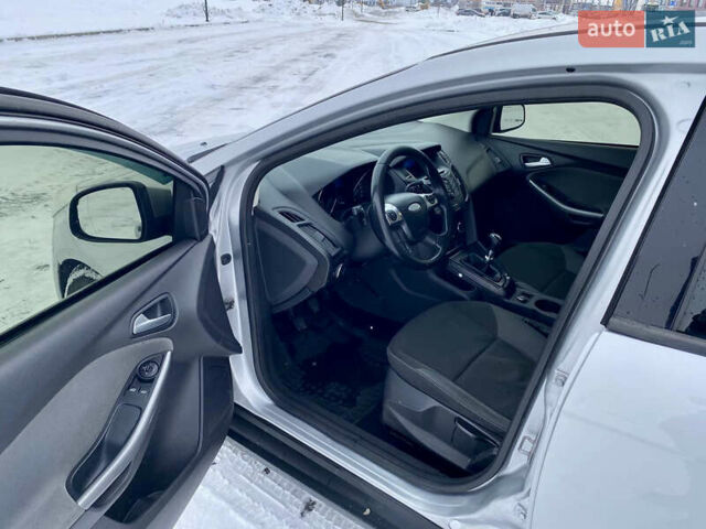 Серый Форд Фокус, объемом двигателя 1.6 л и пробегом 267 тыс. км за 5899 $, фото 14 на Automoto.ua