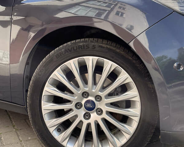 Сірий Форд Фокус, об'ємом двигуна 1.6 л та пробігом 192 тис. км за 7000 $, фото 7 на Automoto.ua