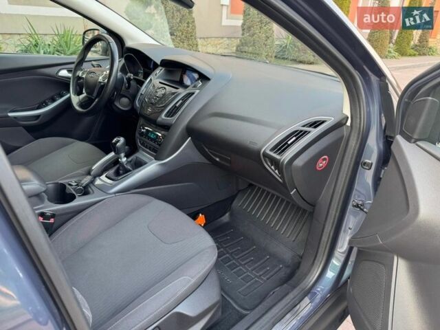 Сірий Форд Фокус, об'ємом двигуна 1.6 л та пробігом 284 тис. км за 7699 $, фото 21 на Automoto.ua