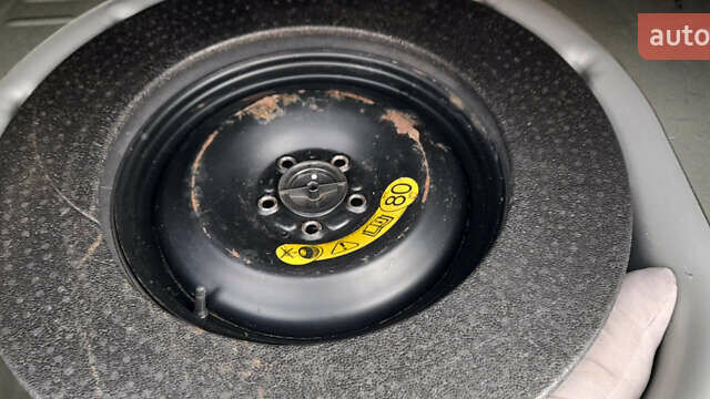 Серый Форд Фокус, объемом двигателя 1.56 л и пробегом 257 тыс. км за 5750 $, фото 15 на Automoto.ua