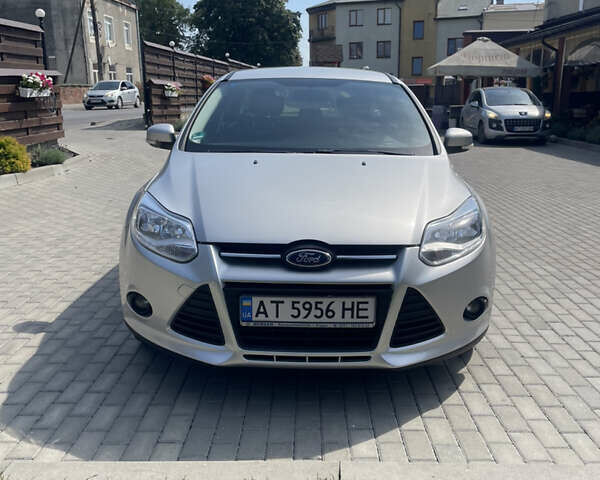 Серый Форд Фокус, объемом двигателя 1.56 л и пробегом 233 тыс. км за 7900 $, фото 5 на Automoto.ua