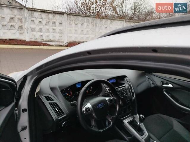 Серый Форд Фокус, объемом двигателя 1.6 л и пробегом 253 тыс. км за 6700 $, фото 26 на Automoto.ua