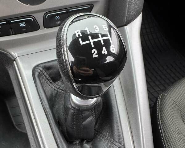 Серый Форд Фокус, объемом двигателя 1.56 л и пробегом 277 тыс. км за 5650 $, фото 28 на Automoto.ua