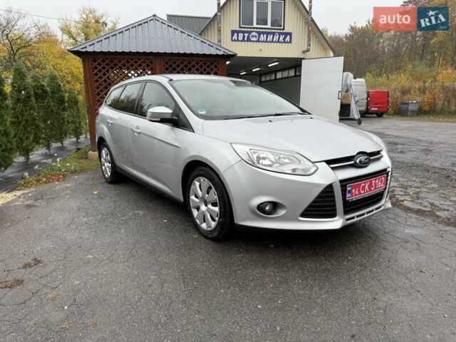 Серый Форд Фокус, объемом двигателя 1.6 л и пробегом 237 тыс. км за 7500 $, фото 4 на Automoto.ua