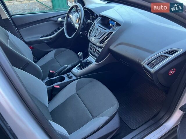 Серый Форд Фокус, объемом двигателя 1.6 л и пробегом 211 тыс. км за 7650 $, фото 43 на Automoto.ua