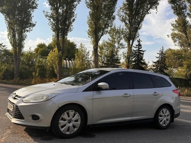 Сірий Форд Фокус, об'ємом двигуна 1.6 л та пробігом 376 тис. км за 5300 $, фото 2 на Automoto.ua