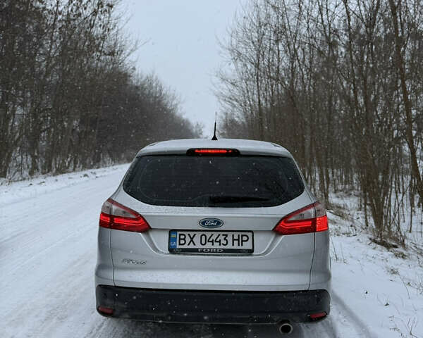 Серый Форд Фокус, объемом двигателя 2 л и пробегом 230 тыс. км за 8000 $, фото 3 на Automoto.ua