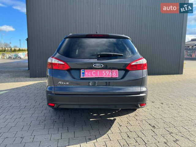 Серый Форд Фокус, объемом двигателя 1.6 л и пробегом 227 тыс. км за 7950 $, фото 6 на Automoto.ua