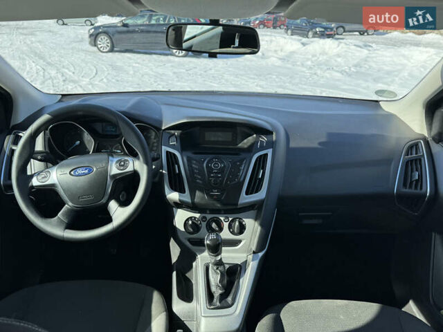 Сірий Форд Фокус, об'ємом двигуна 1.6 л та пробігом 218 тис. км за 7450 $, фото 14 на Automoto.ua