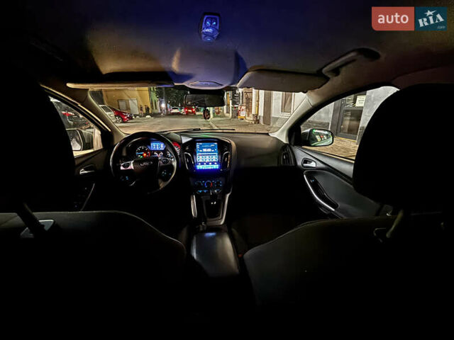 Серый Форд Фокус, объемом двигателя 1.6 л и пробегом 388 тыс. км за 5900 $, фото 19 на Automoto.ua