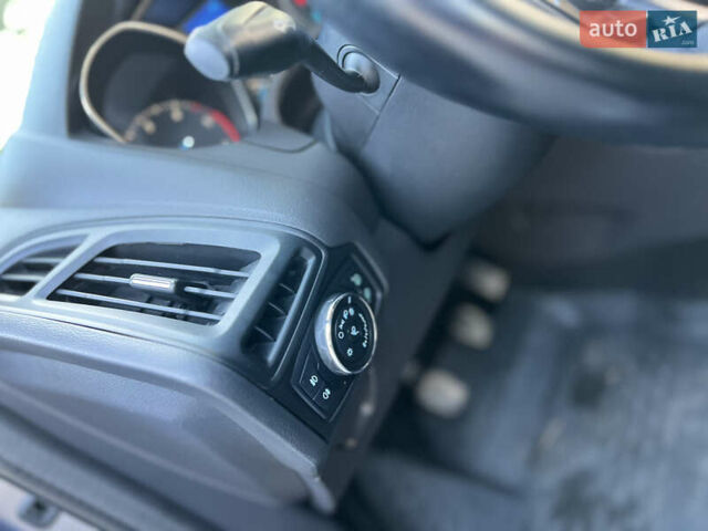 Серый Форд Фокус, объемом двигателя 1.6 л и пробегом 236 тыс. км за 6800 $, фото 44 на Automoto.ua