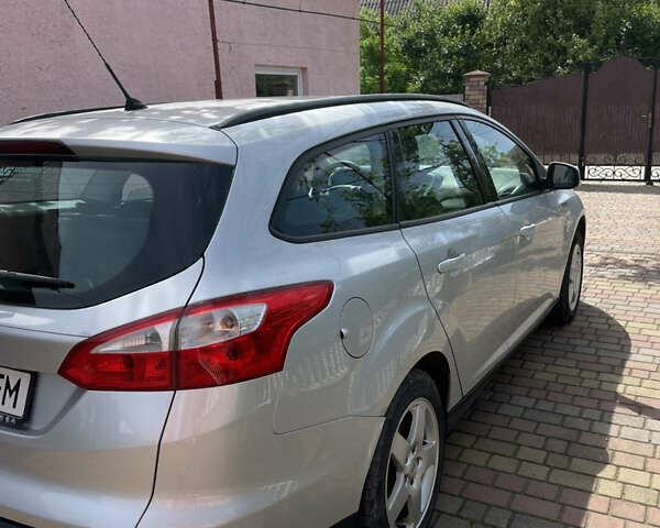 Серый Форд Фокус, объемом двигателя 1.56 л и пробегом 207 тыс. км за 6300 $, фото 5 на Automoto.ua