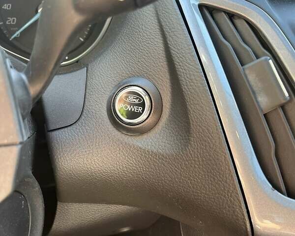 Сірий Форд Фокус, об'ємом двигуна 1.6 л та пробігом 191 тис. км за 8300 $, фото 42 на Automoto.ua