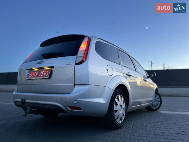 Серый Форд Фокус, объемом двигателя 1.6 л и пробегом 254 тыс. км за 6600 $, фото 15 на Automoto.ua