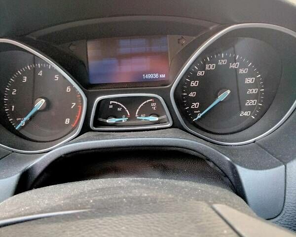 Серый Форд Фокус, объемом двигателя 1.6 л и пробегом 170 тыс. км за 7700 $, фото 2 на Automoto.ua