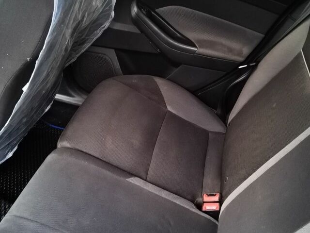 Сірий Форд Фокус, об'ємом двигуна 1.6 л та пробігом 274 тис. км за 6750 $, фото 4 на Automoto.ua