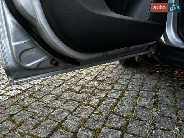 Сірий Форд Фокус, об'ємом двигуна 1.56 л та пробігом 388 тис. км за 5899 $, фото 29 на Automoto.ua