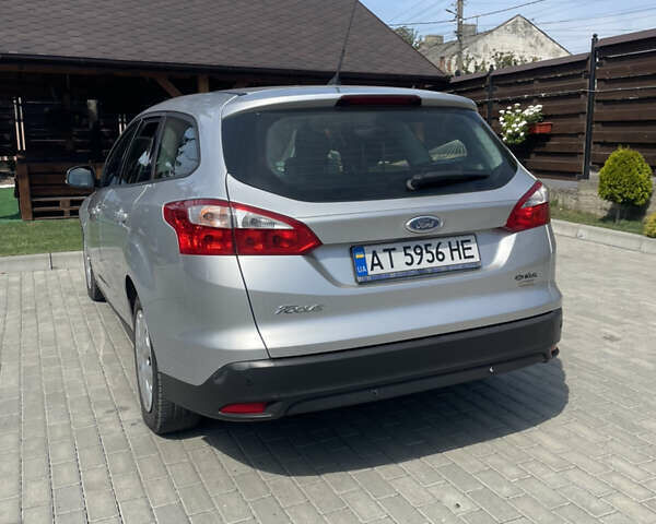 Серый Форд Фокус, объемом двигателя 1.56 л и пробегом 233 тыс. км за 7900 $, фото 2 на Automoto.ua