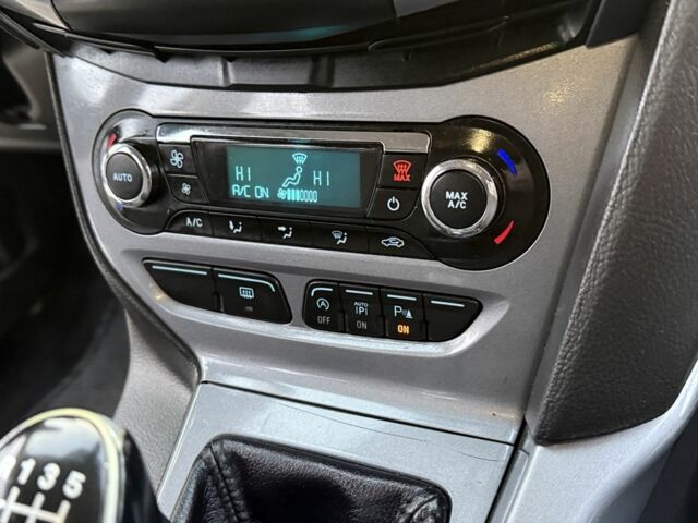 Серый Форд Фокус, объемом двигателя 1.6 л и пробегом 228 тыс. км за 7799 $, фото 7 на Automoto.ua