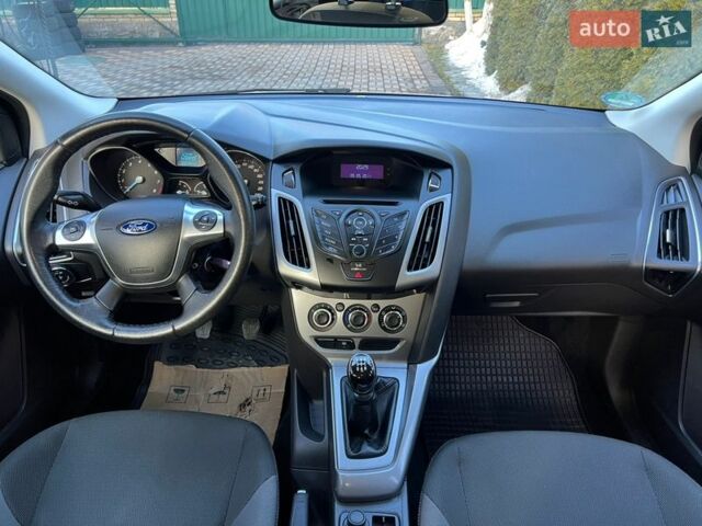 Серый Форд Фокус, объемом двигателя 1.6 л и пробегом 211 тыс. км за 7650 $, фото 22 на Automoto.ua