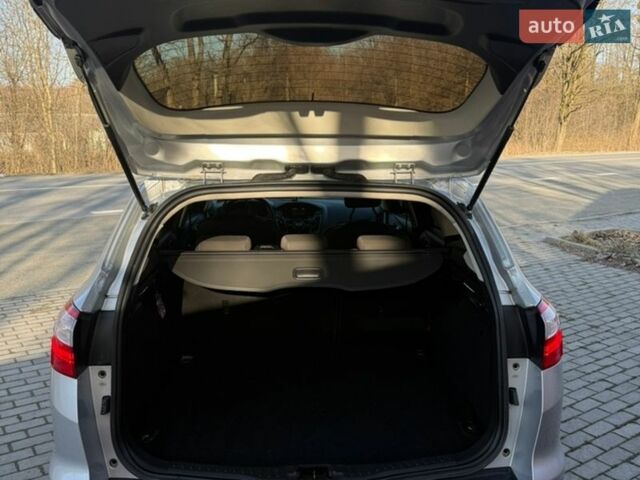 Серый Форд Фокус, объемом двигателя 2 л и пробегом 233 тыс. км за 7300 $, фото 10 на Automoto.ua